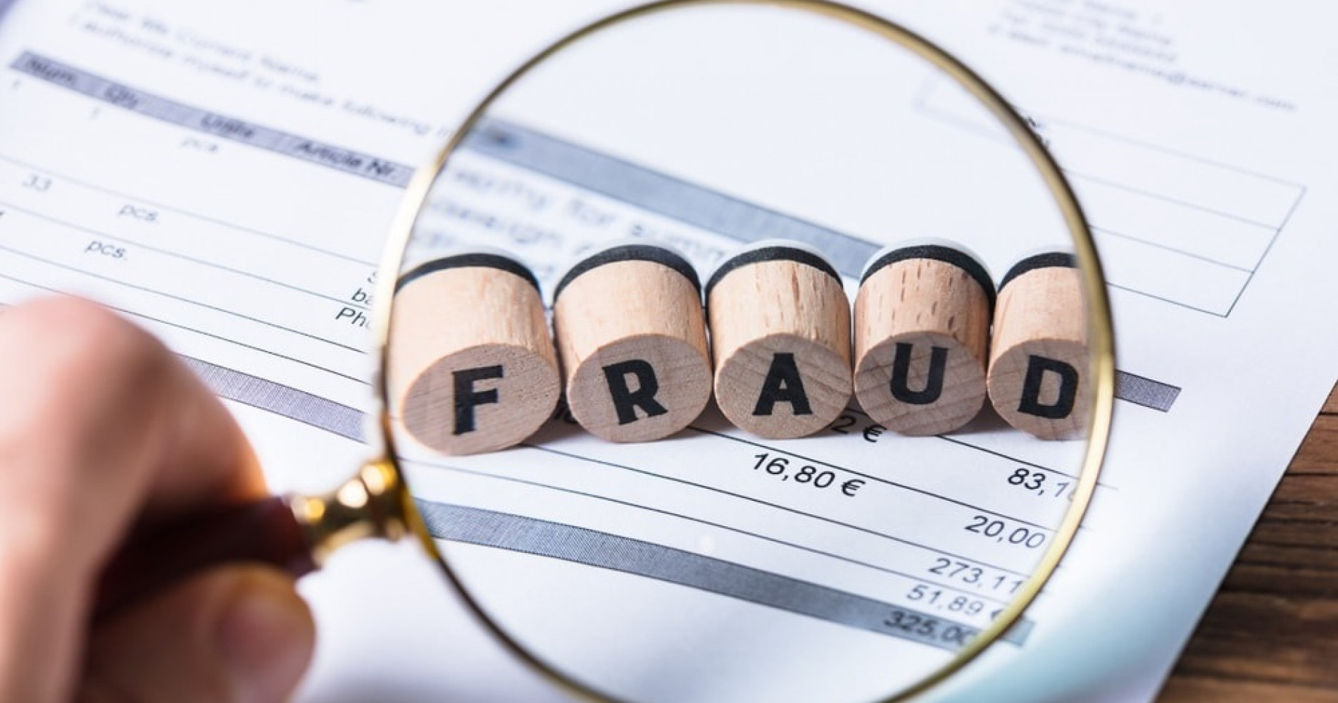 Fraud (Sumber gambar: www.corporatecomplianceinsights.com)