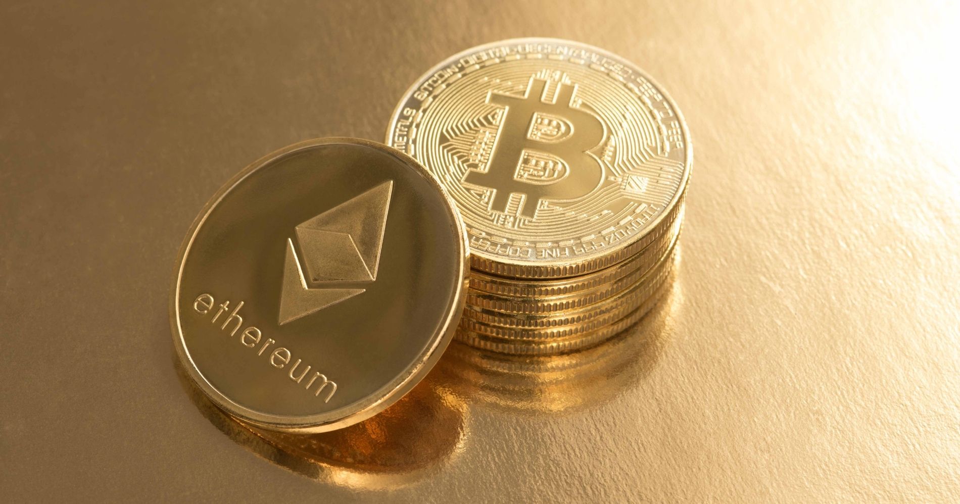 Bingung Pilih Bitcoin atau Ethereum sebagai Investasi? Ini yang Perlu  Dipertimbangkan - Bisnis Muda