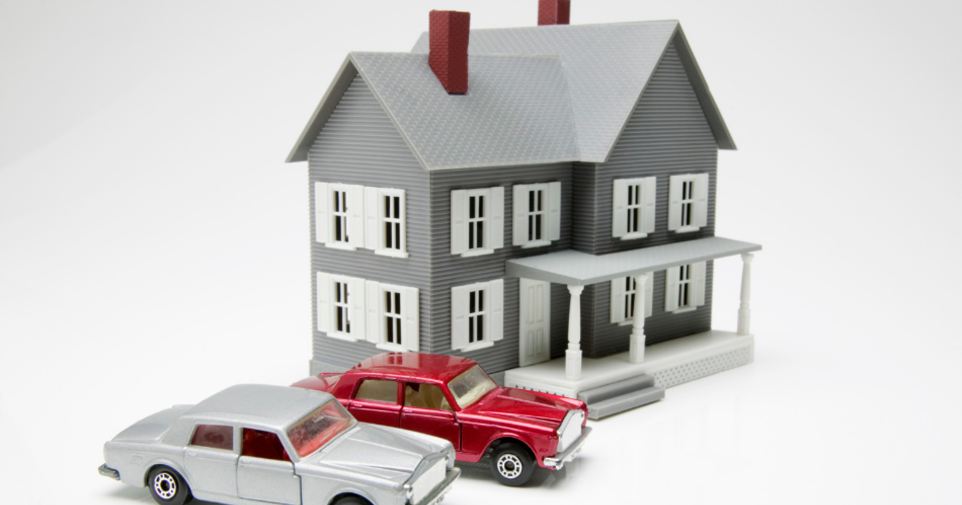 Mobil vs Rumah, Beli yang Mana Dulu ya? Illustration Web Bisnis Muda - Canva