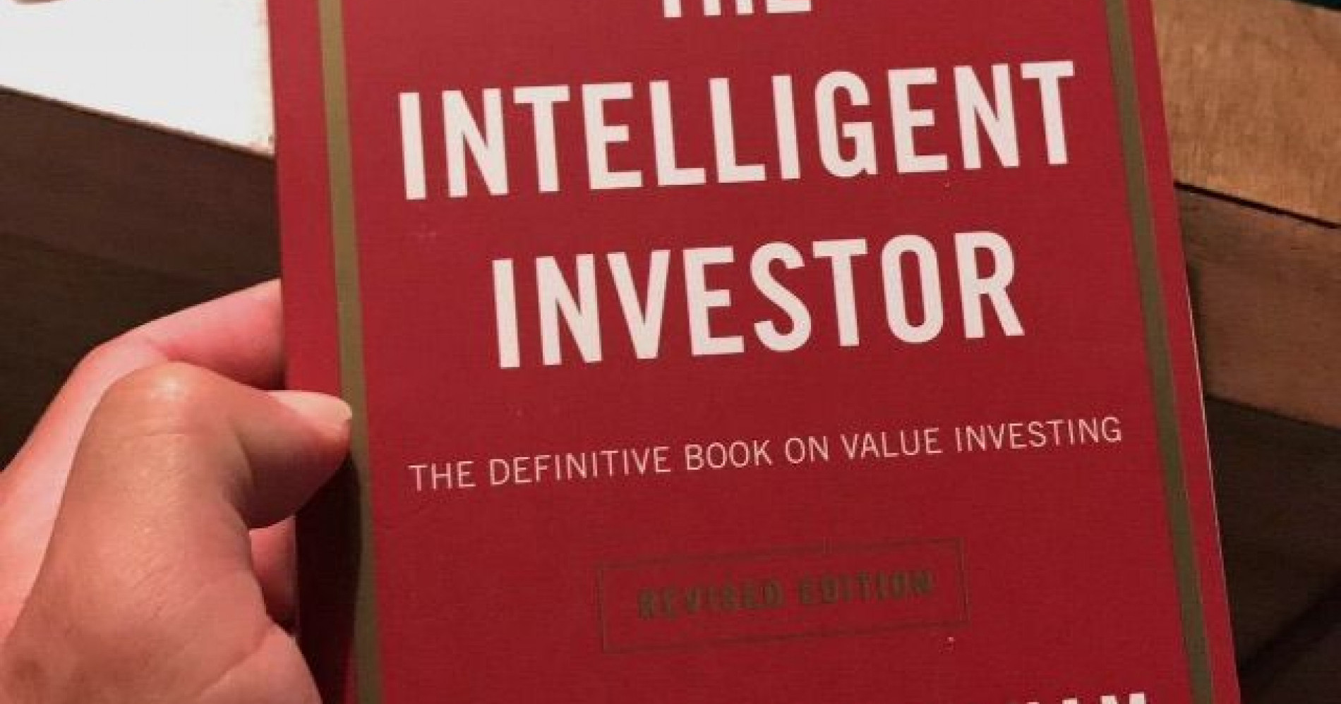Buku The Intelligent Investor mengajarkan cara bijak berinvestasi (Sumber Gambar: Pinterest)