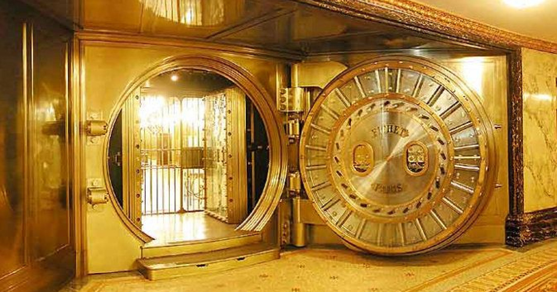 Dengan adanya Bullion Bank, investasi emas menjadi semakin mudah, aman, dan menguntungkan (Sumber Gambar: Pinterest)