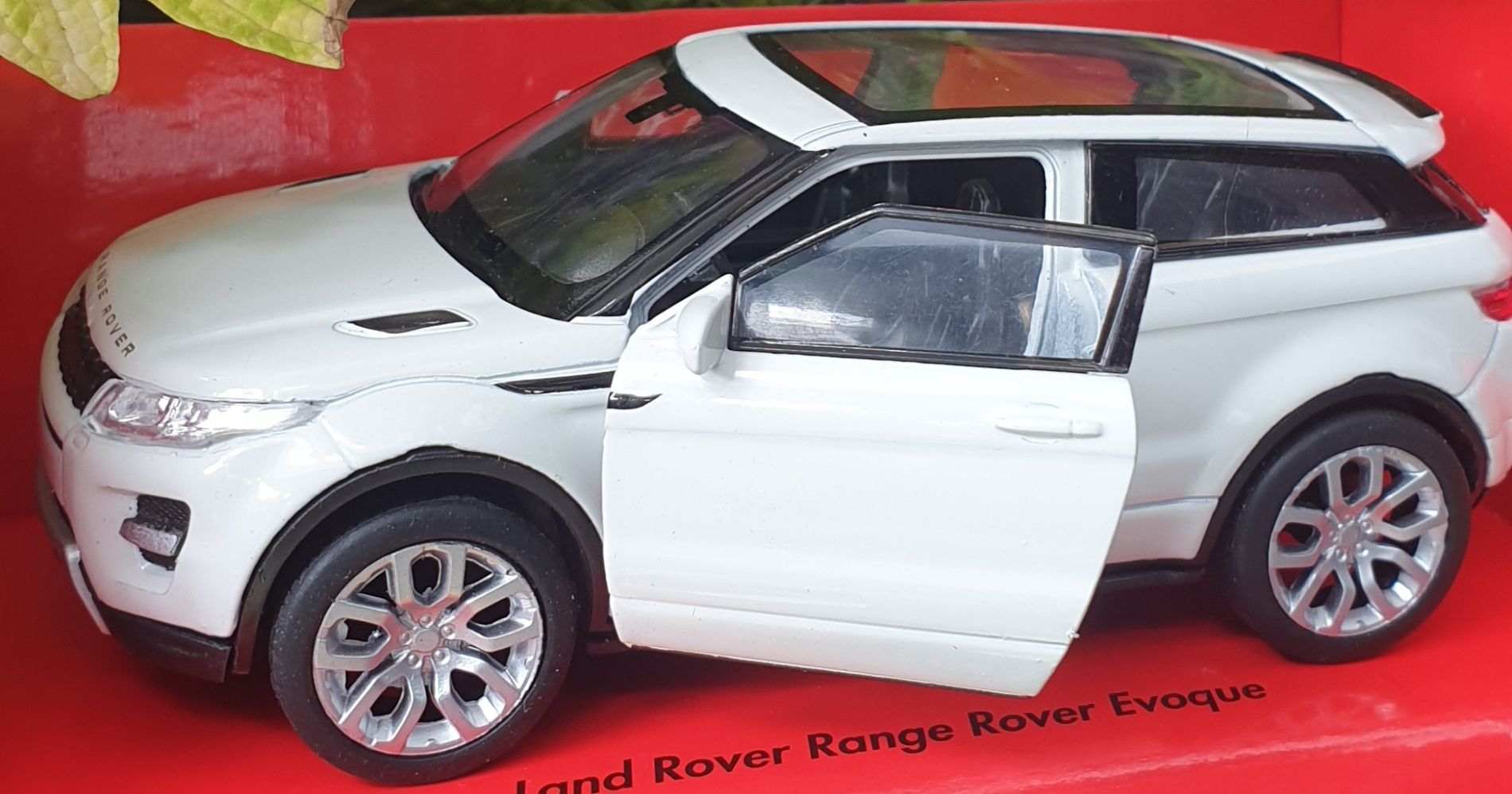 Welly Nex Land Rover Range Rover Edition - Image: Koleksi Pribadi