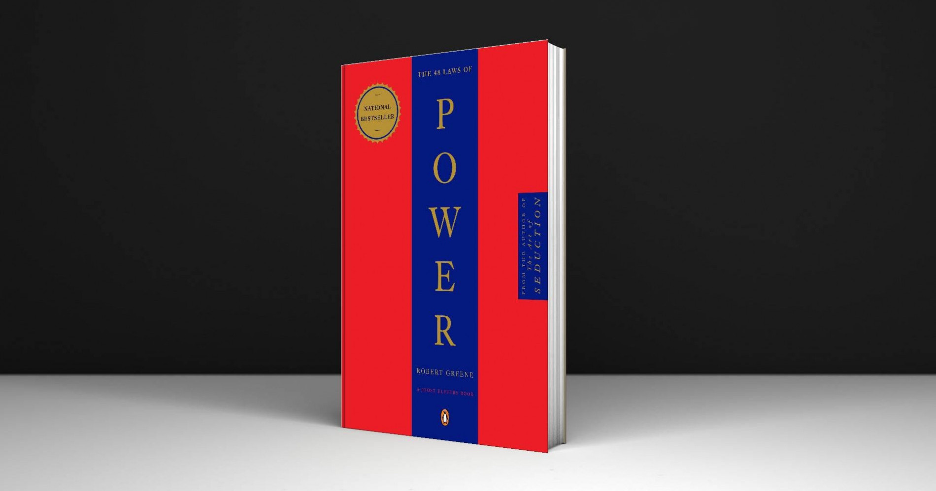 The 48 Laws of Power berisi 48 hukum meraih kekuasaan