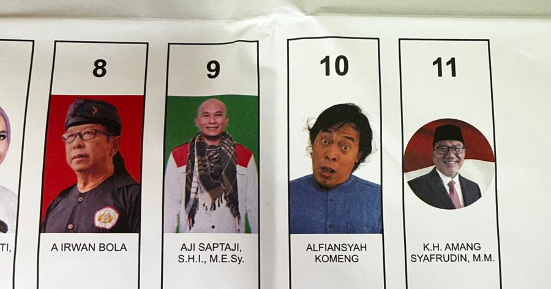 Komeng di Kertas Suara Calon Anggota DPD Dapil Jabar Pemilu 2024 - Image: X (Twitter)