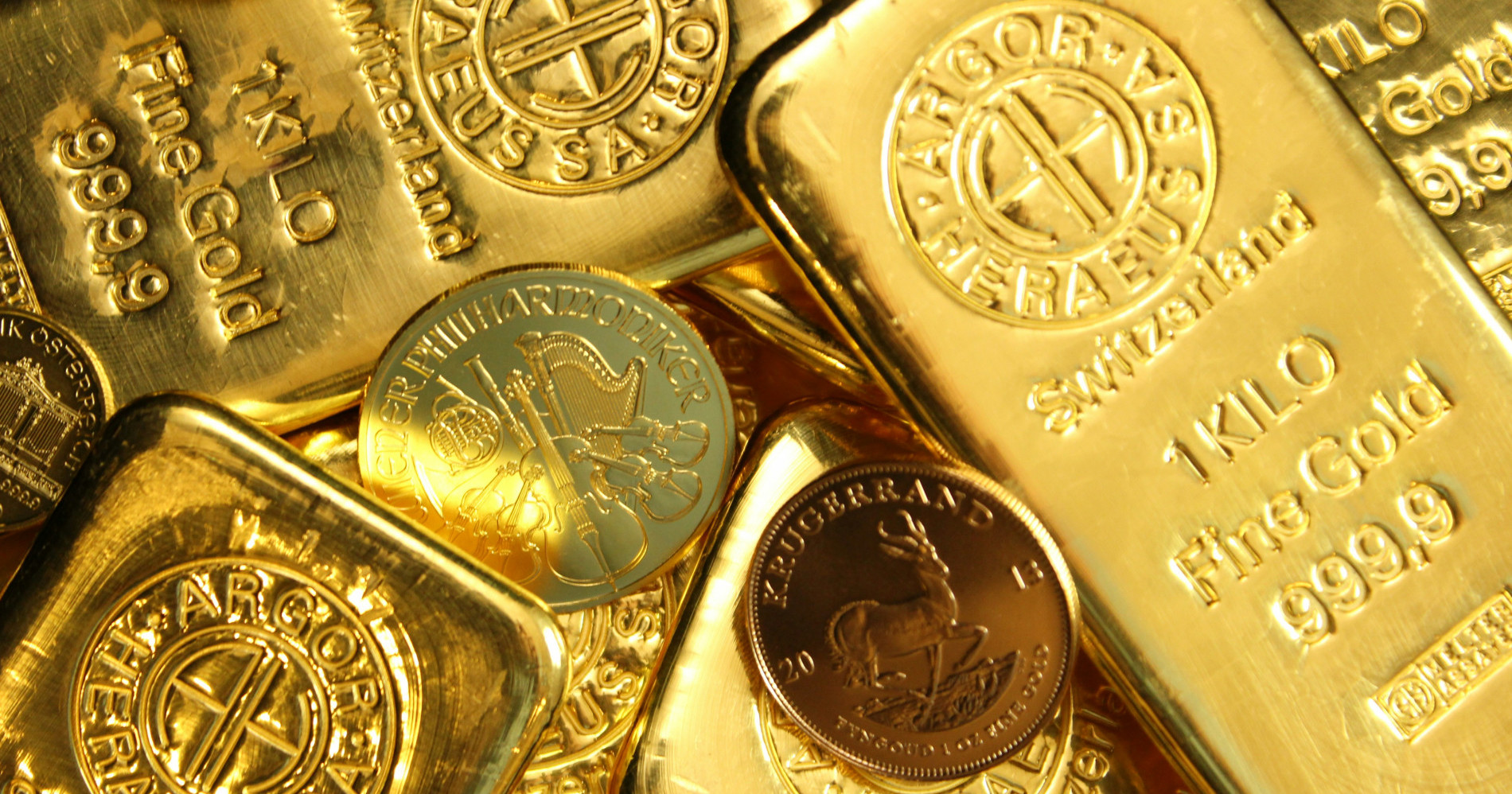 Salah satu produk investasi syariah yakni emas (Sumber: unsplash.com by Zlataky.cz )