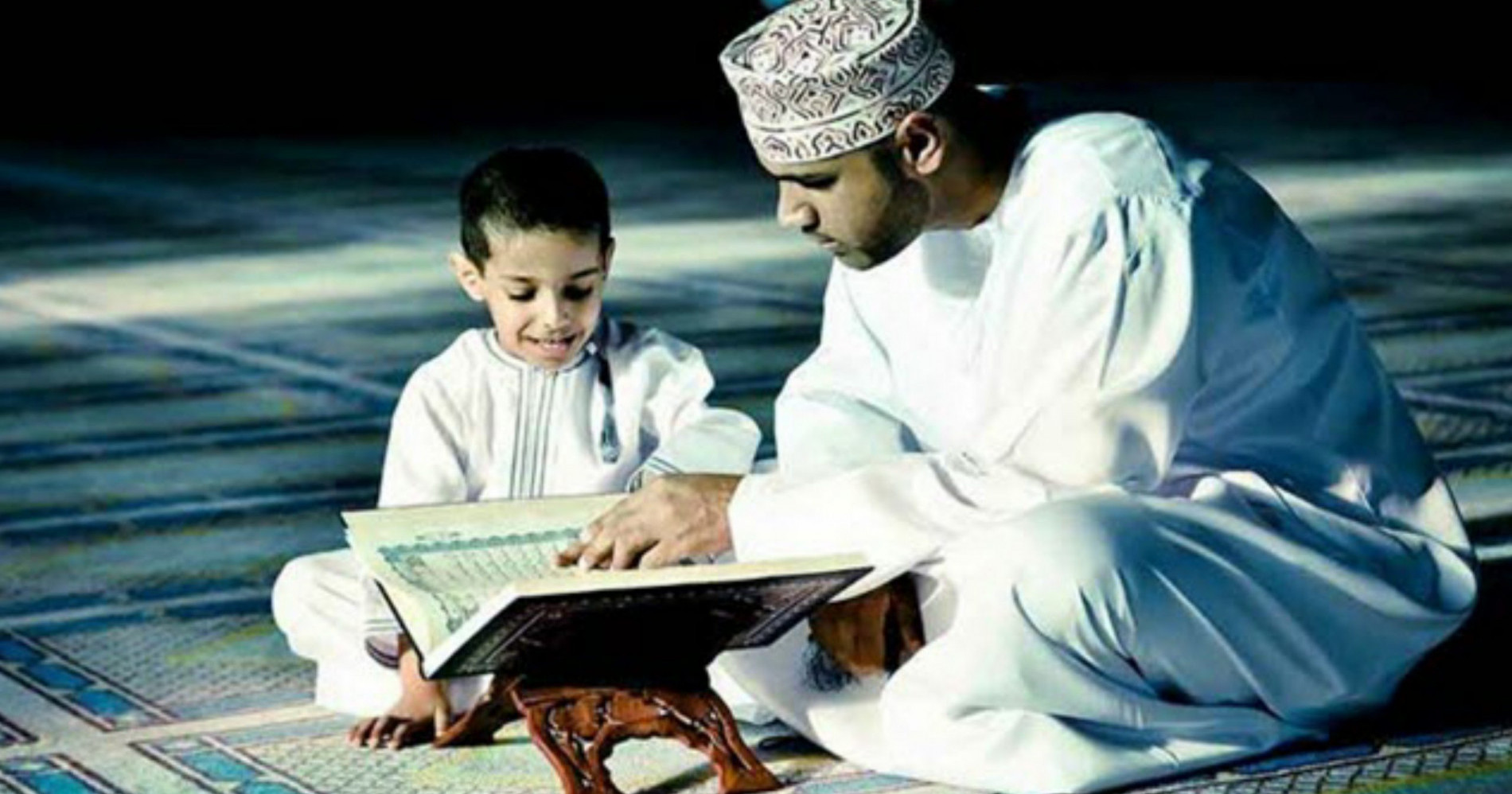 Ilustrasi Membaca dan Merenungkan Al-Quran (Sumber gambar: belajaralquran.com)