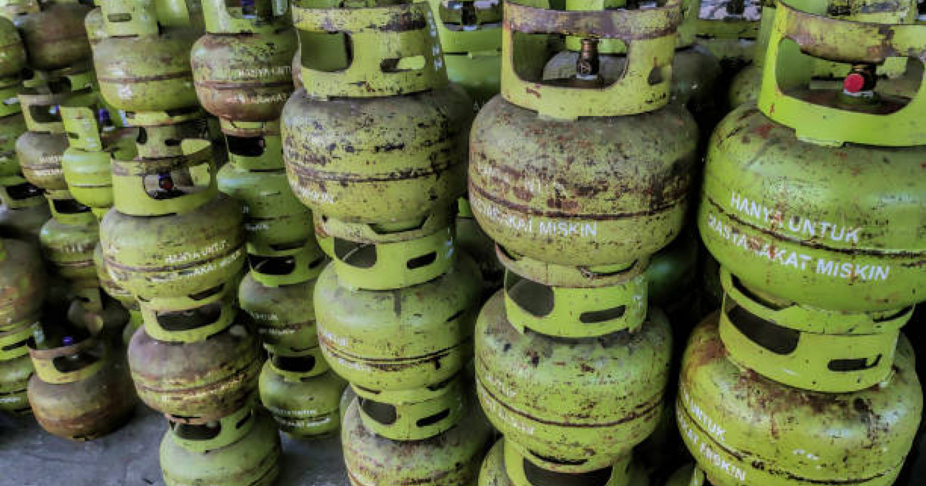 Beli gas LPG 3 kg wajib bawa KTP mulai 1 Juni 2024 (Sumber gambar: iStockphoto/Dwi Rustiyanto)