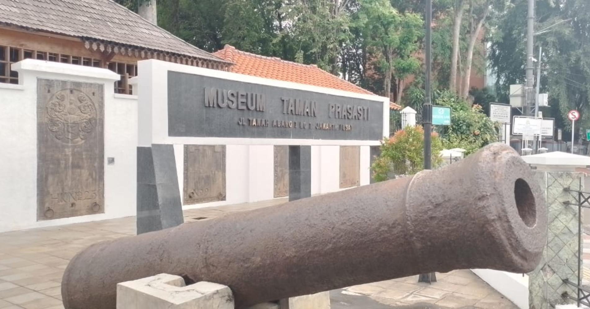 Museum Taman Prasasti, Wisata Sejarah di Kompleks Bekas Pemakaman (Sumber gambar: dok. pribadi)