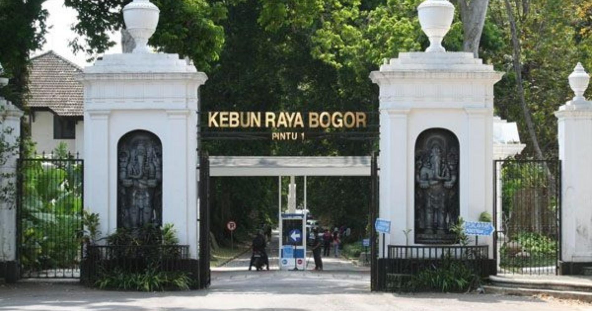 Pintu Utama Kebun Raya Bogor/Pinterest