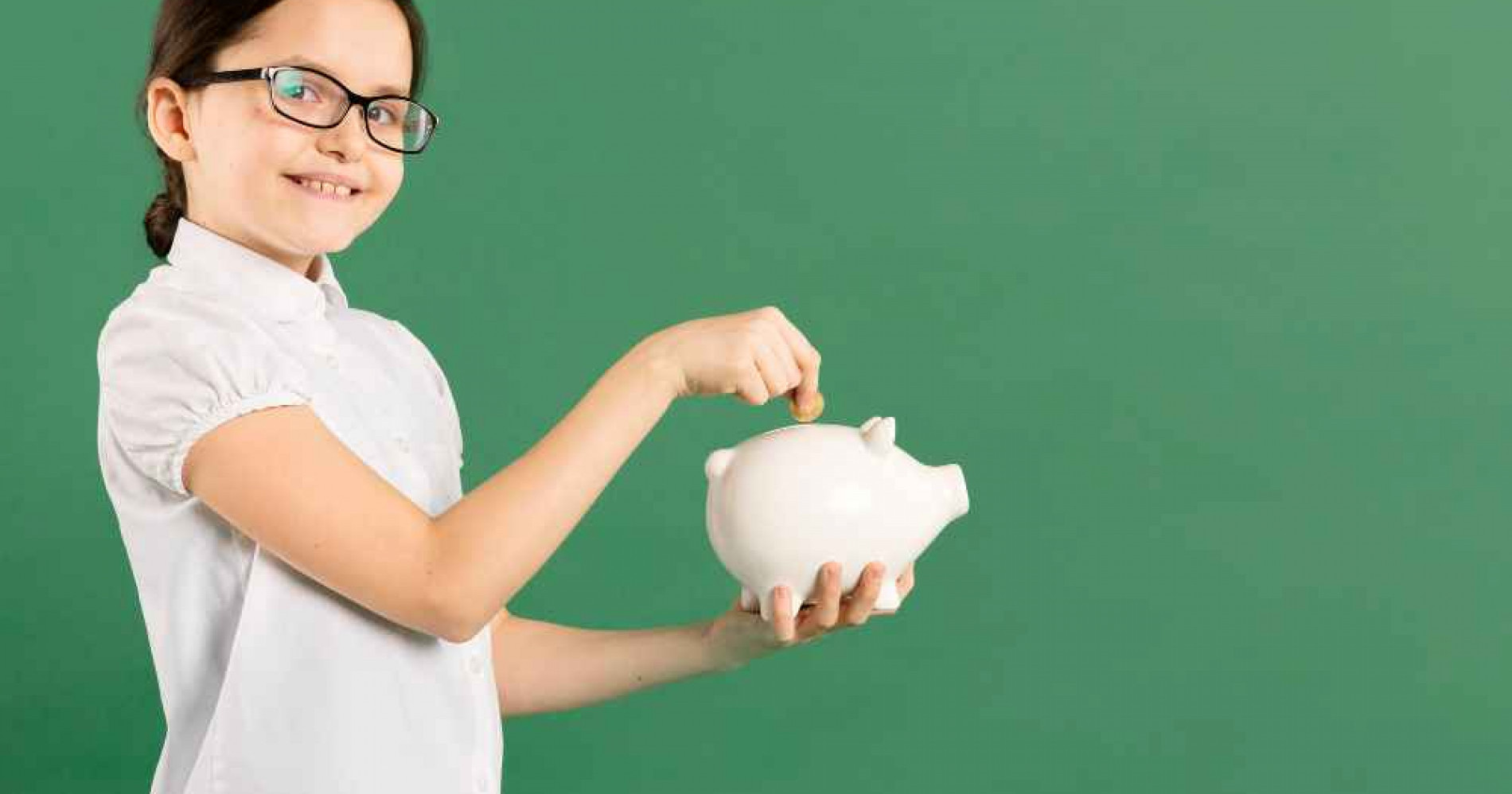 Mengajarkan investasi pada anak sejak dini sangatlah penting, berikut tips yang bisa kamu terapkan (Foto Freepik.com)