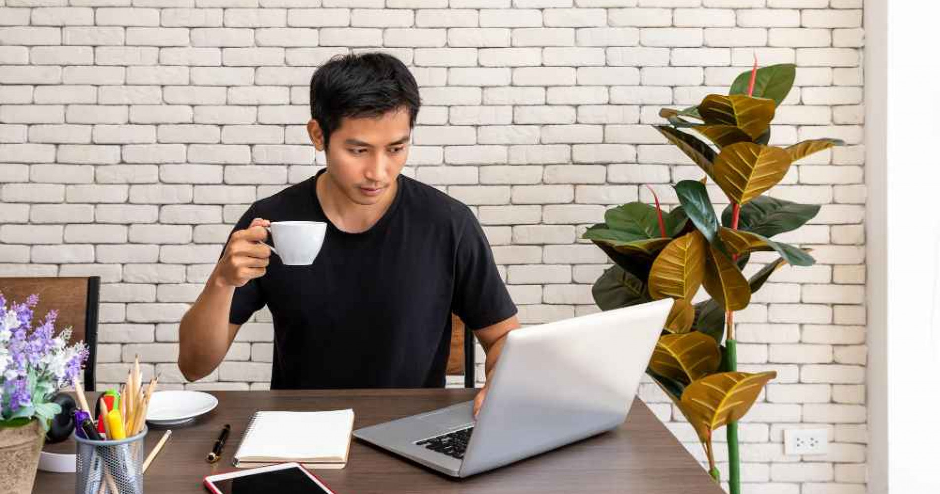 Pengin kerja freelance? Kamu butuh beberapa tips berikut (Foto.Freepik.com)