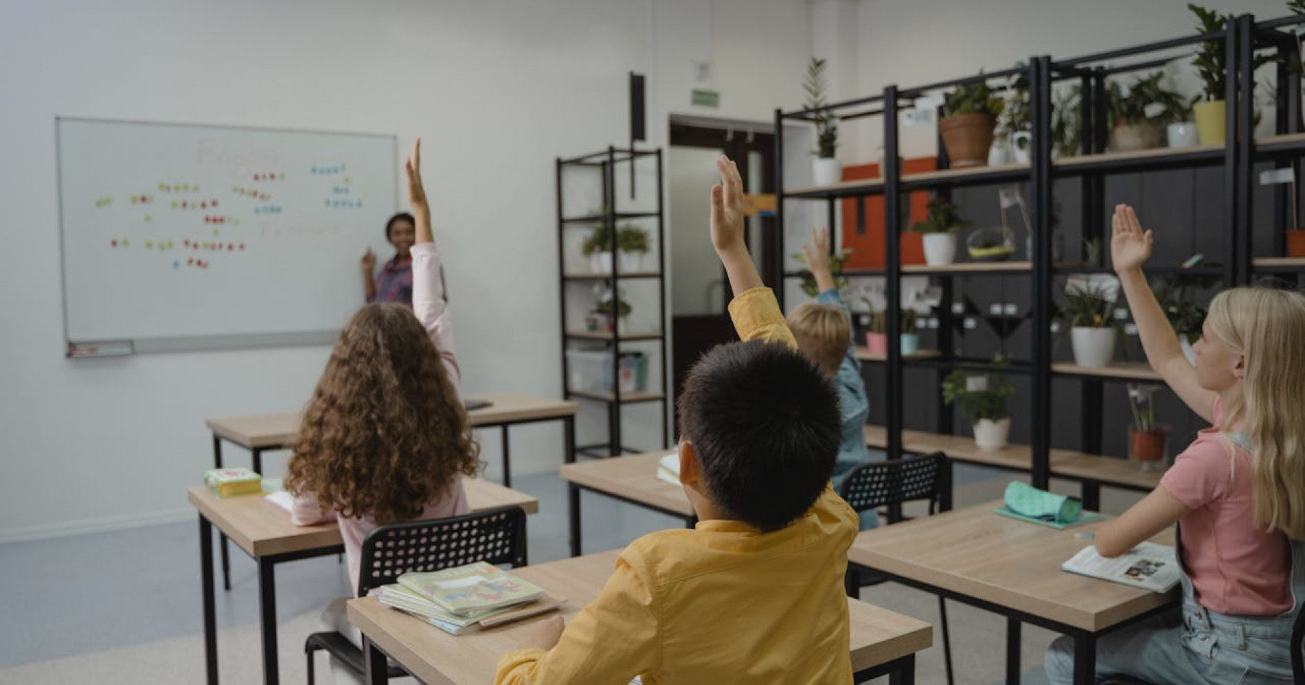 Persiapan ujian seringkali menjadi hal penting yang harus dilakukan para siswa dan siswi (Pexels).