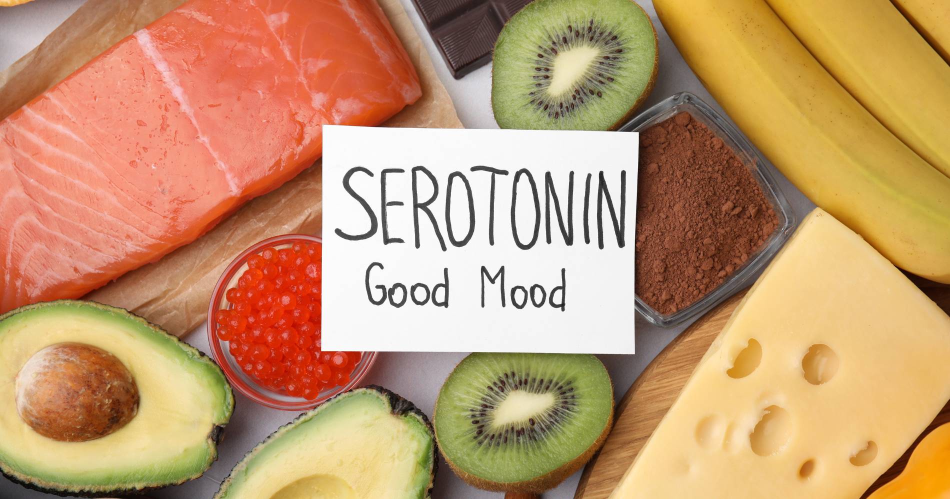 Makan makanan yang mengandung serotonin bisa membuat mood kamu menjadi lebih baik/Canva