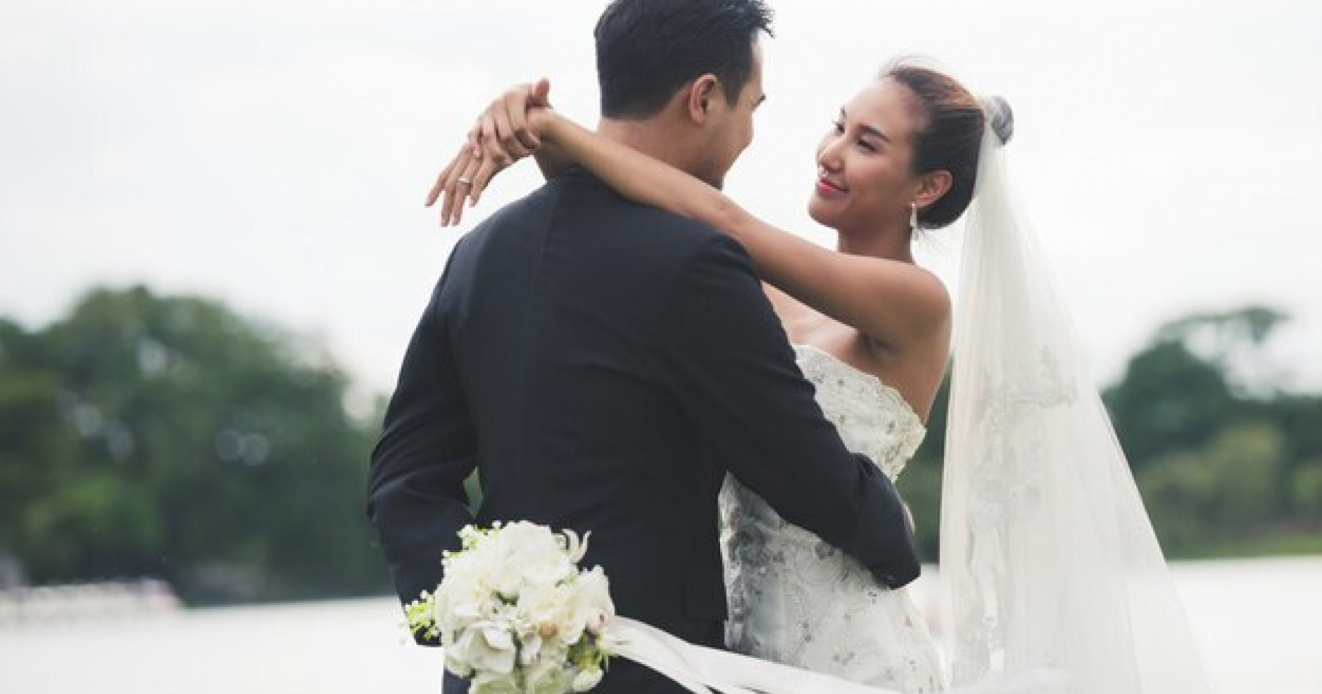 Pernikahan Mewah vs. Intimate Wedding: Pilih yang Mana? (Sumber gambar: Freepik)