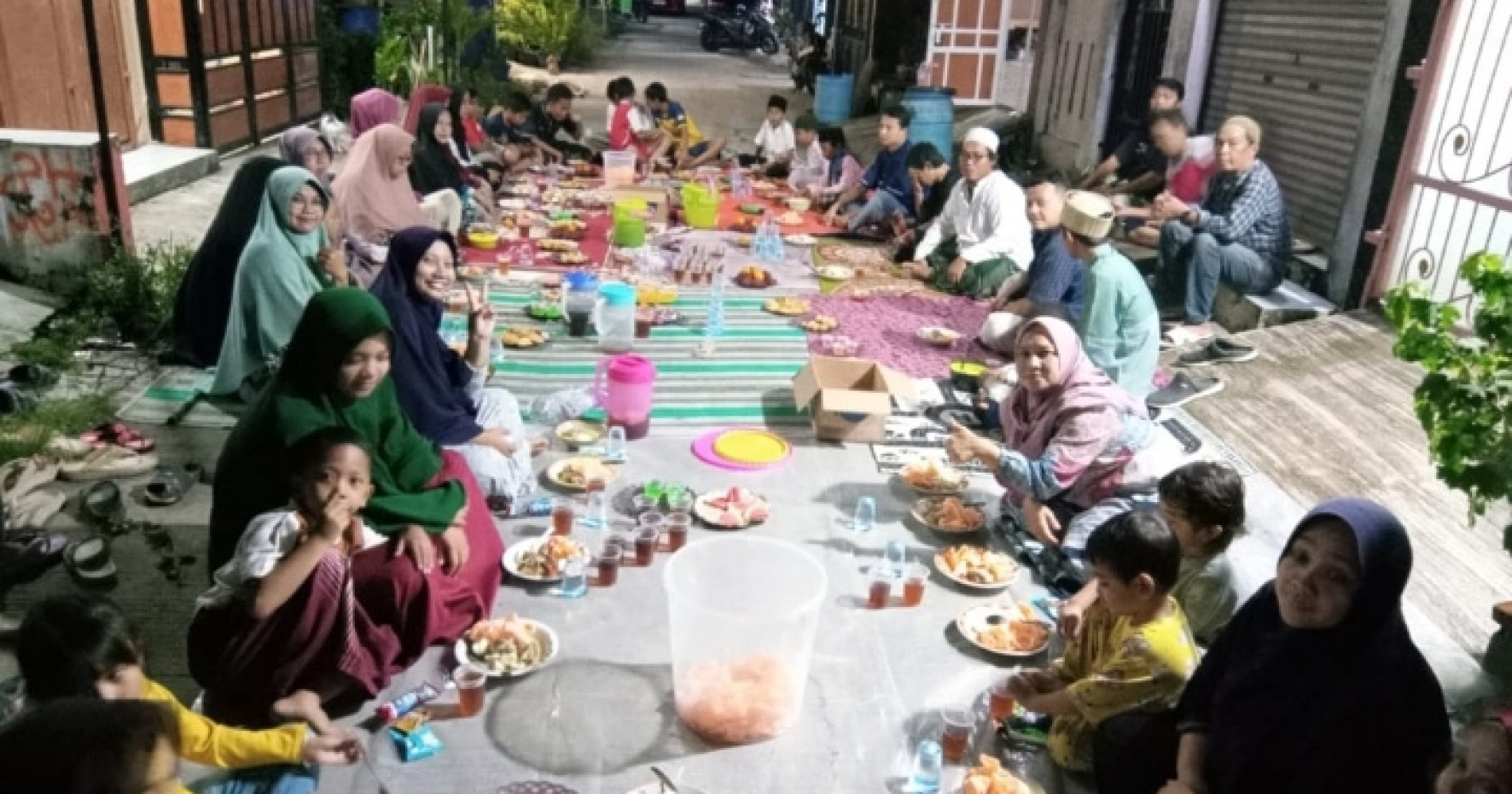 Munggahan menyambut datangnya bulan Ramadhan sebagai sarana mempererat tali persaudaraan. Sumber gambar dokumen pribadi