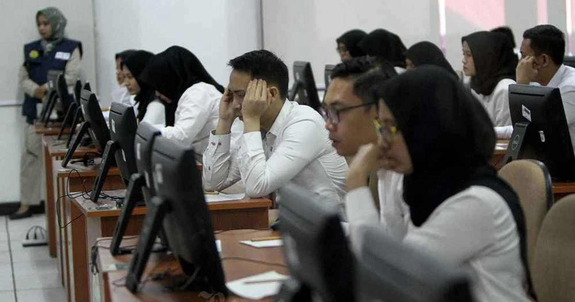 Pengangkatan CASN Ditunda, bagaimana cara mengajukan batal resign ke perusahaan? (Foto Arief Hermawan/Bisniscom)