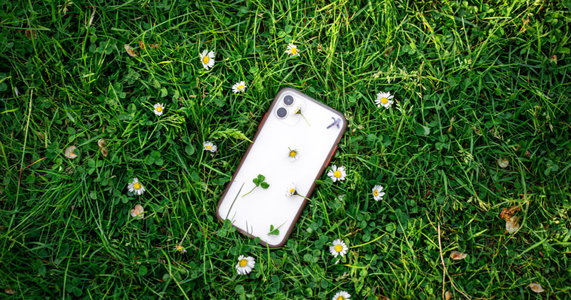 Phone case resin (Sumber gambar : Freepik.com) Phone case resin (Sumber gambar : Freepik.com)