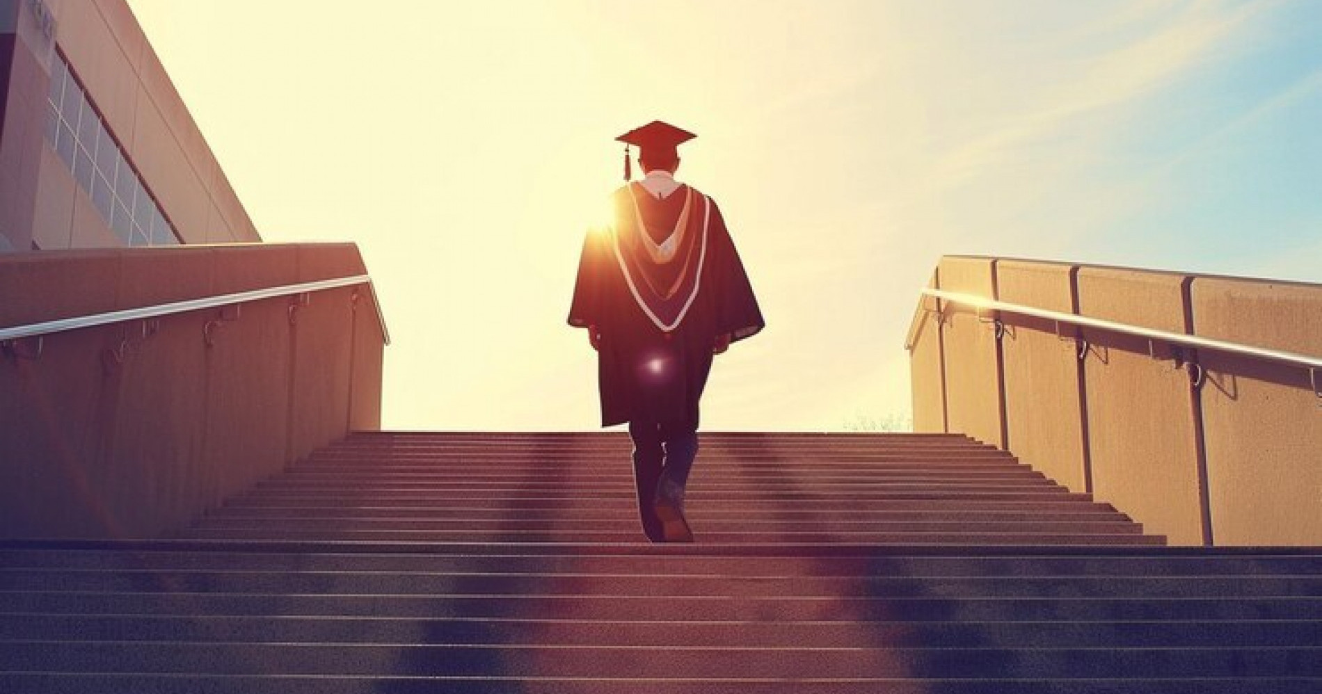 Cara Menentukan Career Path untuk Fresh Graduate: Panduan Merancang Masa Depan Profesional (Sumber gambar: Freepik) Cara Menentukan Career Path untuk Fresh Graduate: Panduan Merancang Masa Depan Profesional (Sumber gambar: Freepik)