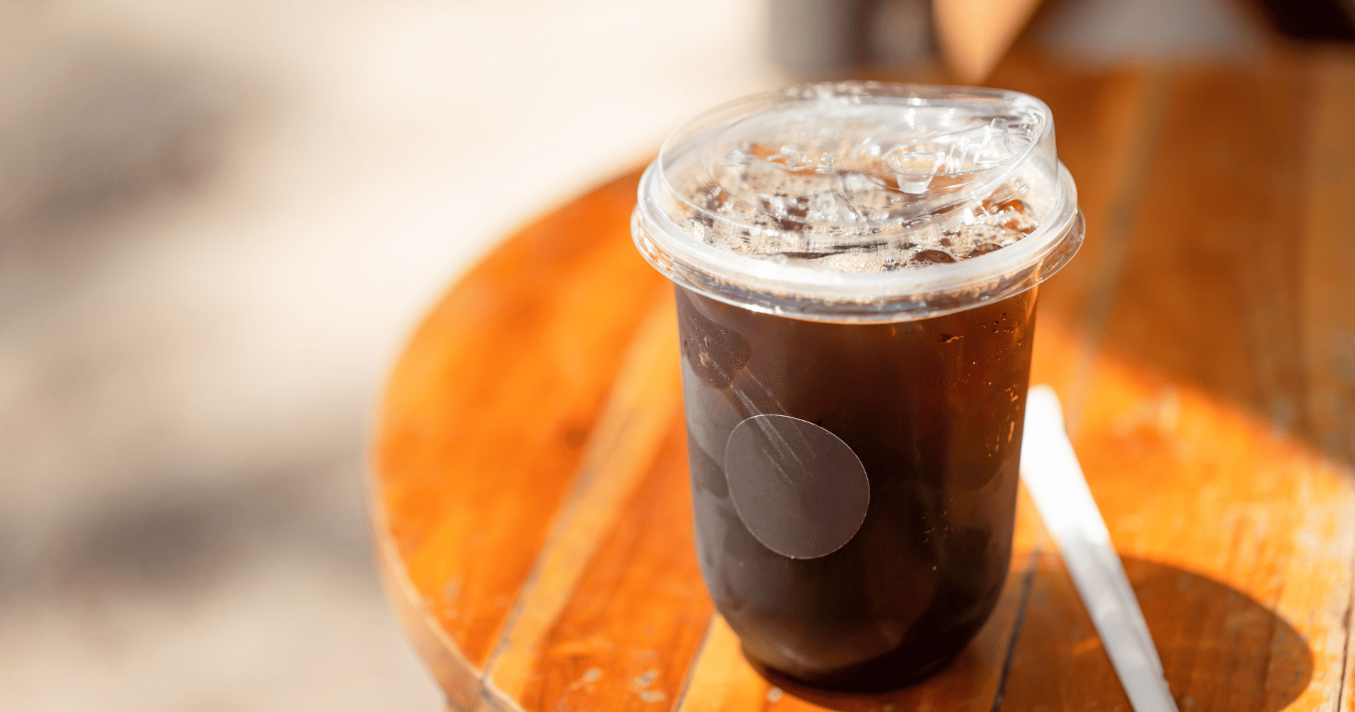 iced americano (sumber gambar: canva) iced americano (sumber gambar: canva)