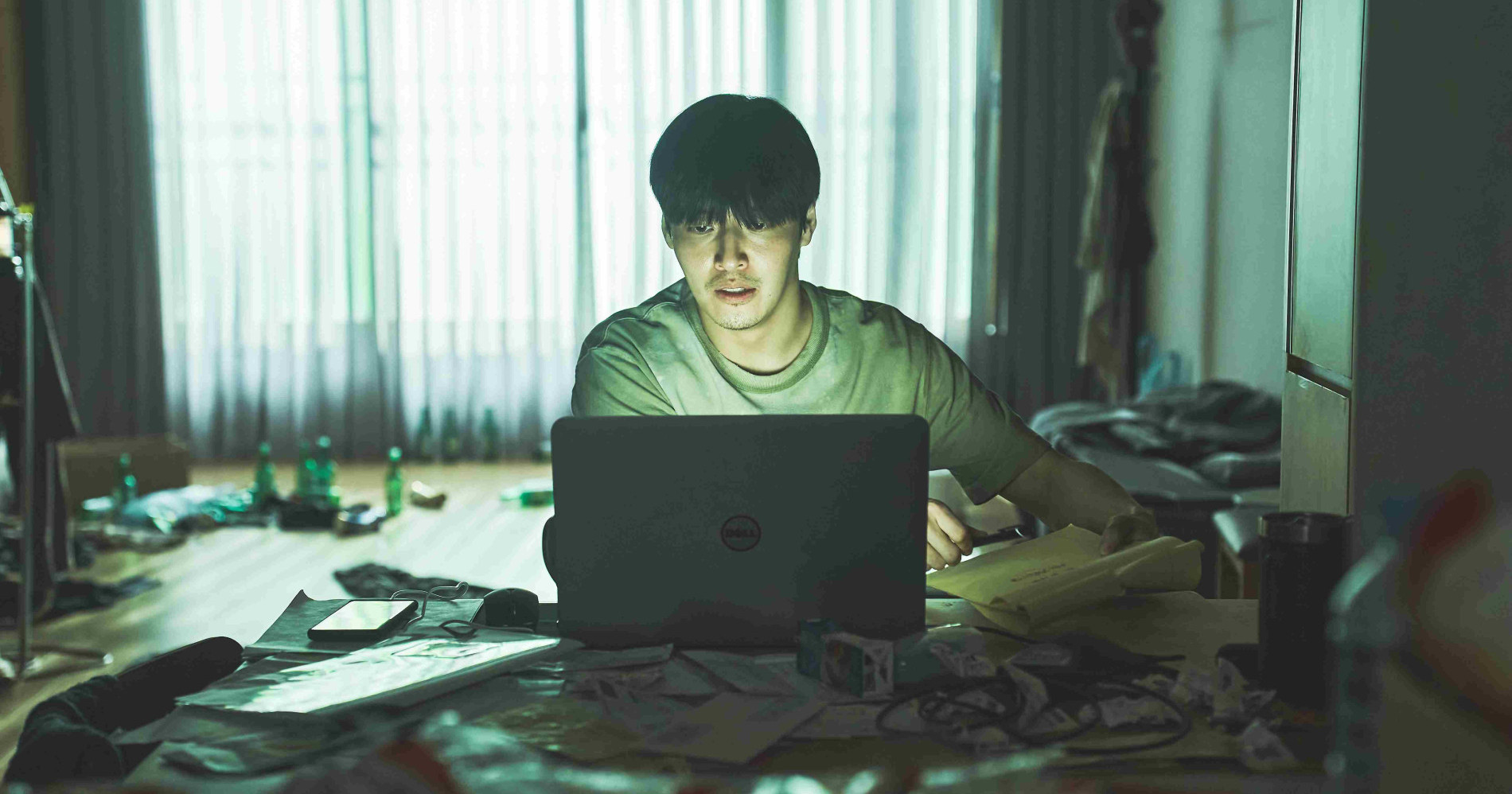 Kang Ha Neul kembali menyapa dalam Wall to Wall (Foto Soompi) Kang Ha Neul kembali menyapa dalam Wall to Wall (Foto Soompi)