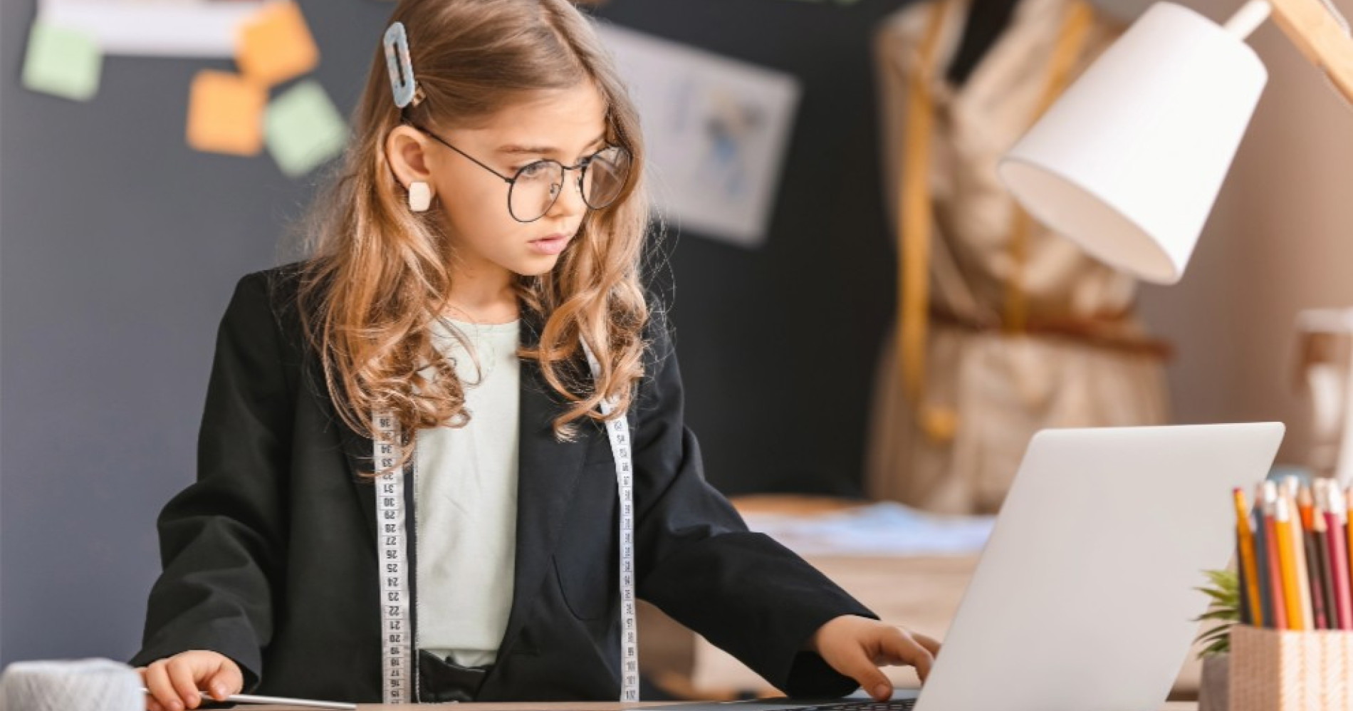 7 Tips Mendidik Anak Berwirausaha. Sumber Gambar Adobe Express
