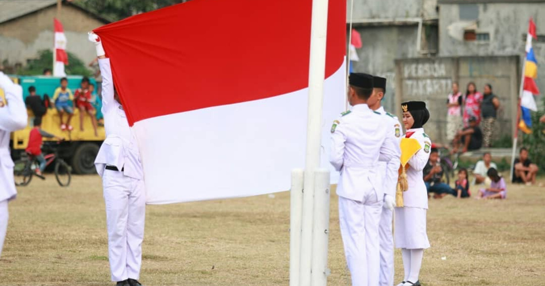 Tiga Hari Penuh Merah Putih (Sumber gambar: pribadi) Tiga Hari Penuh Merah Putih (Sumber gambar: pribadi)