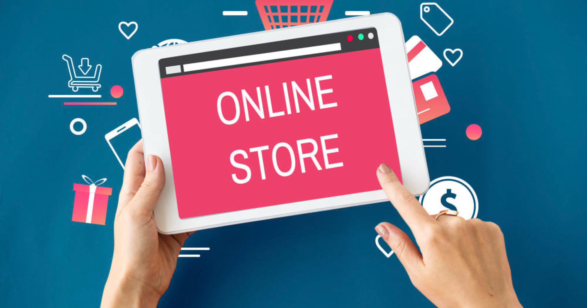 Produk fashion lebih cuan jualan online atau offline ya? (Foto Freepik.com) Produk fashion lebih cuan jualan online atau offline ya? (Foto Freepik.com)