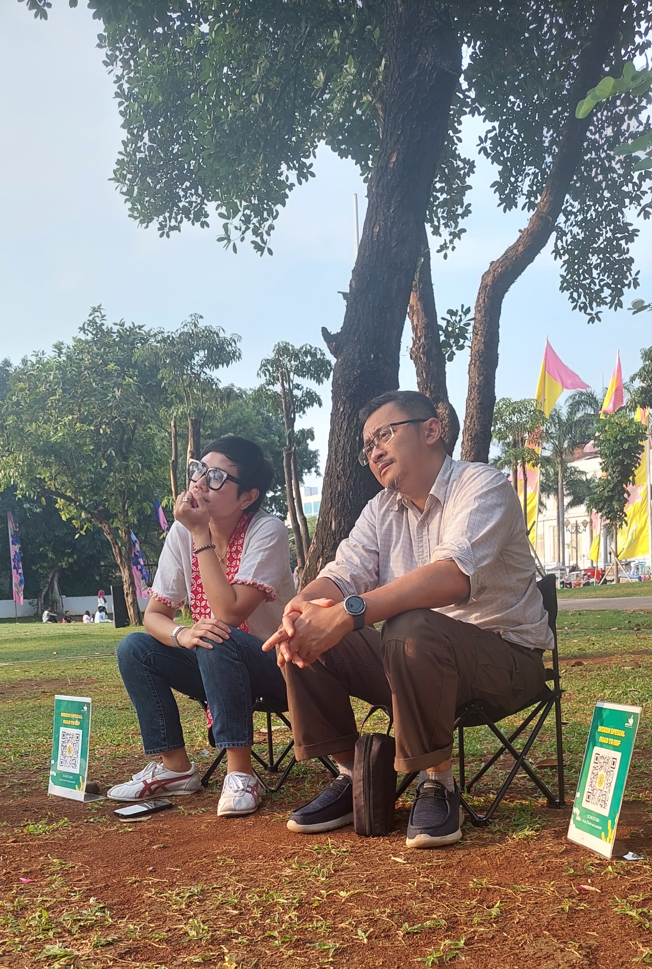 Penulis datang ke acara komunitas Jakarta Book Party