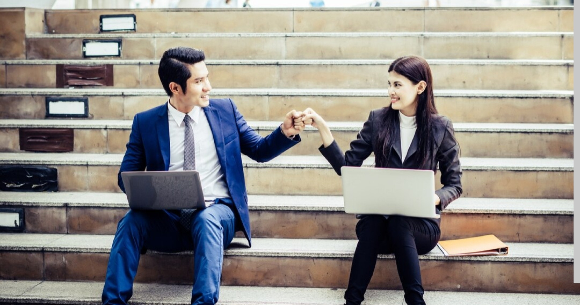 Ilustrasi partner bisnis, foto by Freepik