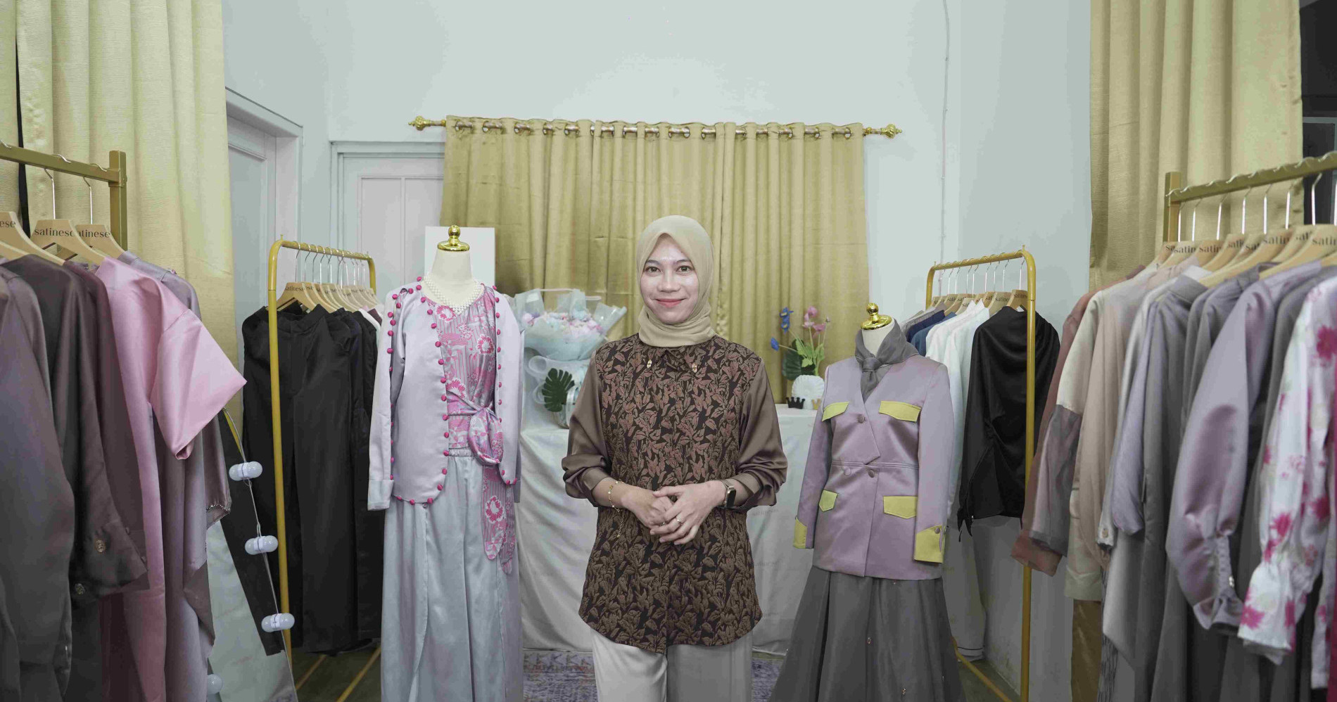 Anggi Desthiati Founder dari Satinese (Foto Bisnis Muda)