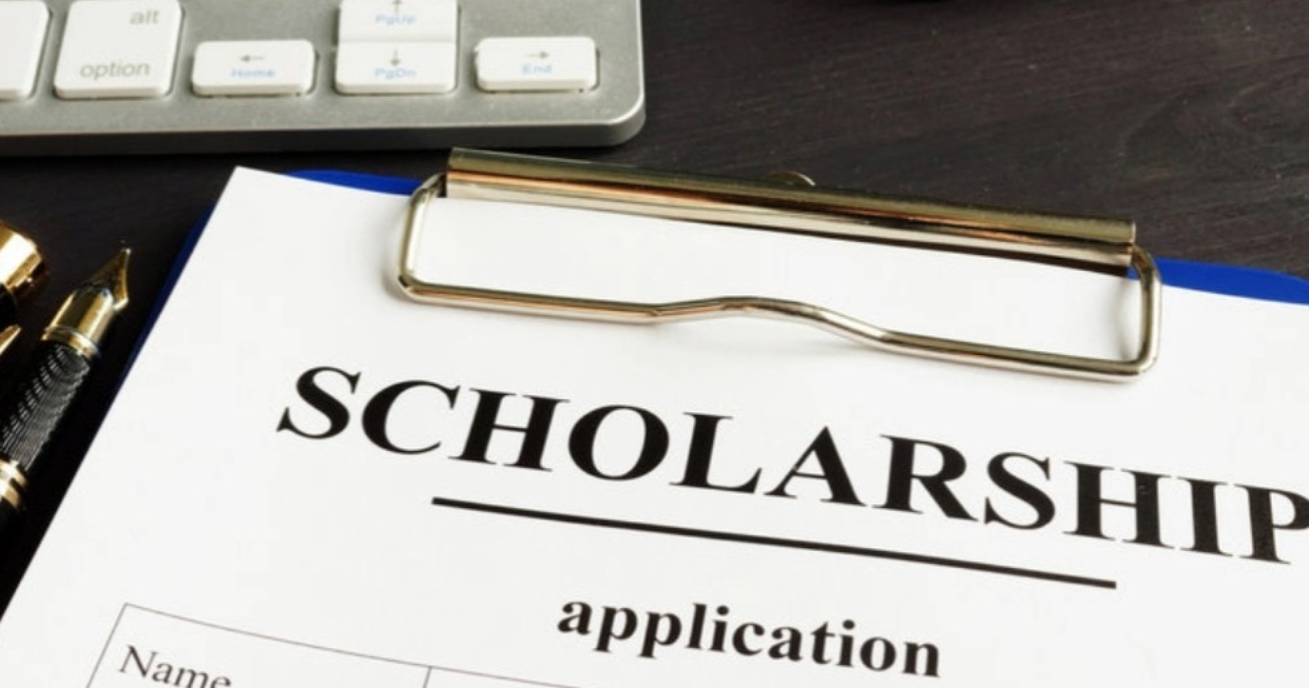 7 Tips dan Trik Lolos Seleksi Beasiswa di Universitas Impian. Sumber Gambar Adobe Express