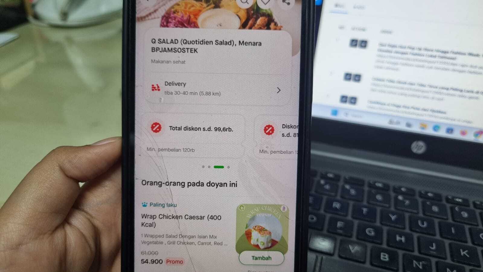 Ilustrasi Melakukan Pemesan Q-Salad via OJOL
