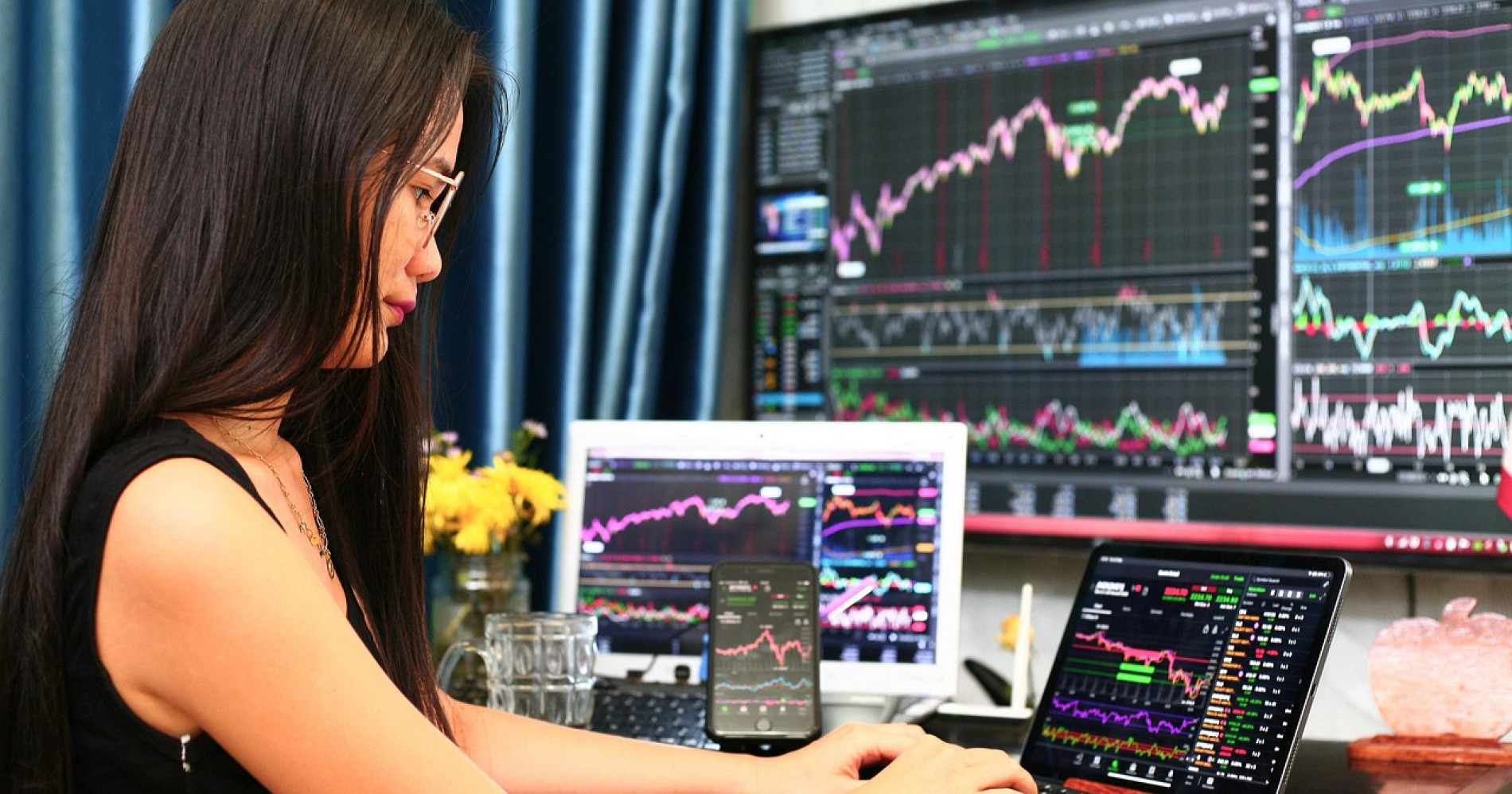 Strategi investasi penting, jangan sampai beli kucing dalam karung. [Sumber: Pixabay]