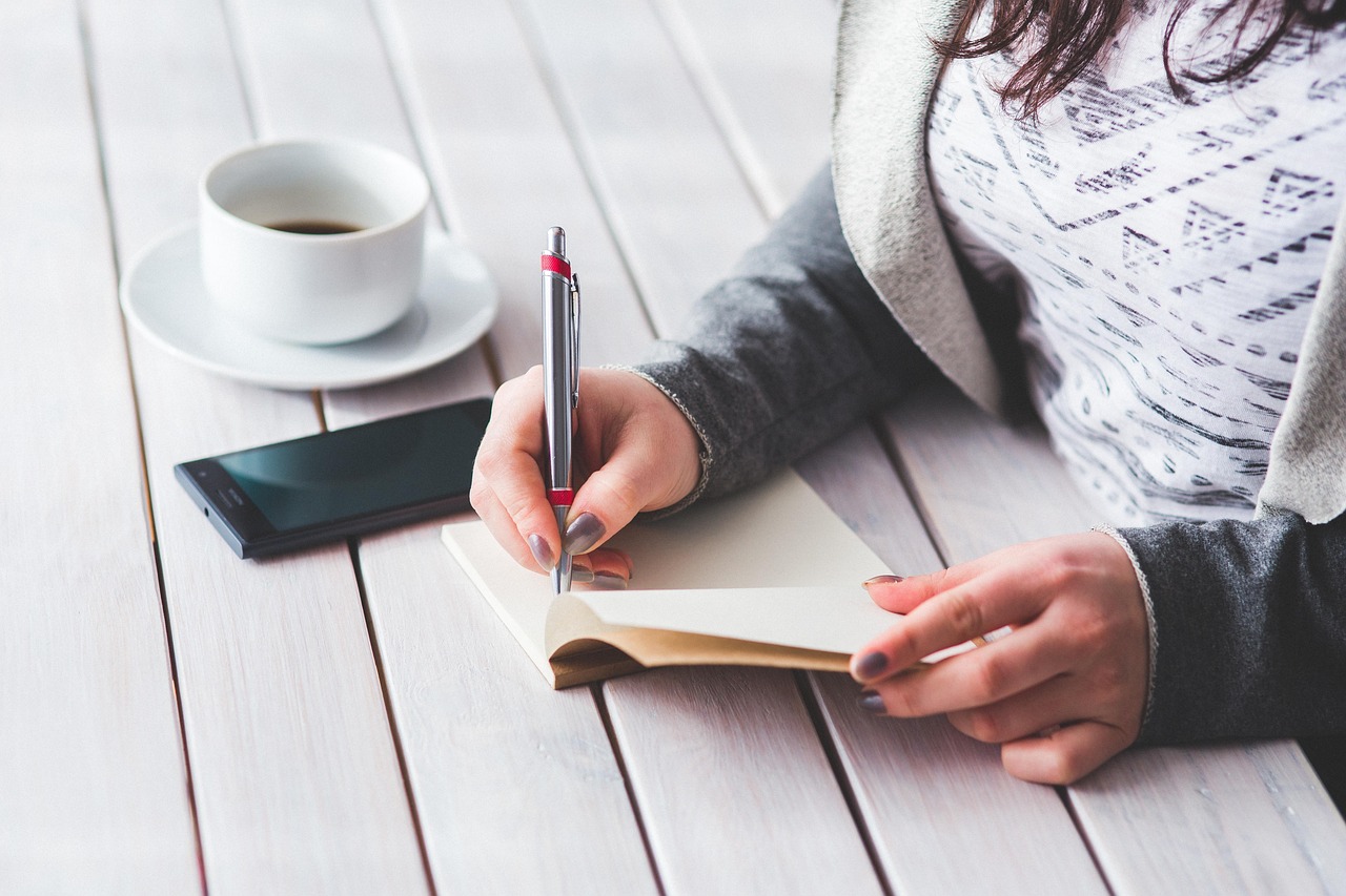 Lakukan riset, tips sukses cari kerja di job fair [Sumber: Pixabay]