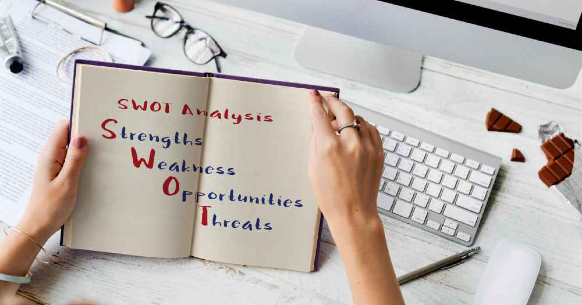 Analisis SWOT dalam Bisnis (Foto Freepik.com) Analisis SWOT dalam Bisnis (Foto Freepik.com)