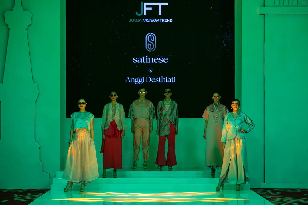 Tantangan bisnis fashion hari ini [Sumber: Instagram Satinese.id]