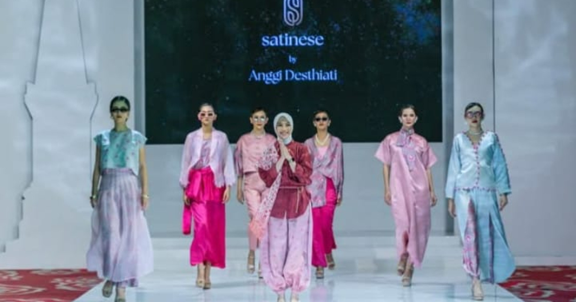 Anggi Desthiati, Founder Satinese dan karyanya (Sumber gambar : Instagram @Satinese.id)