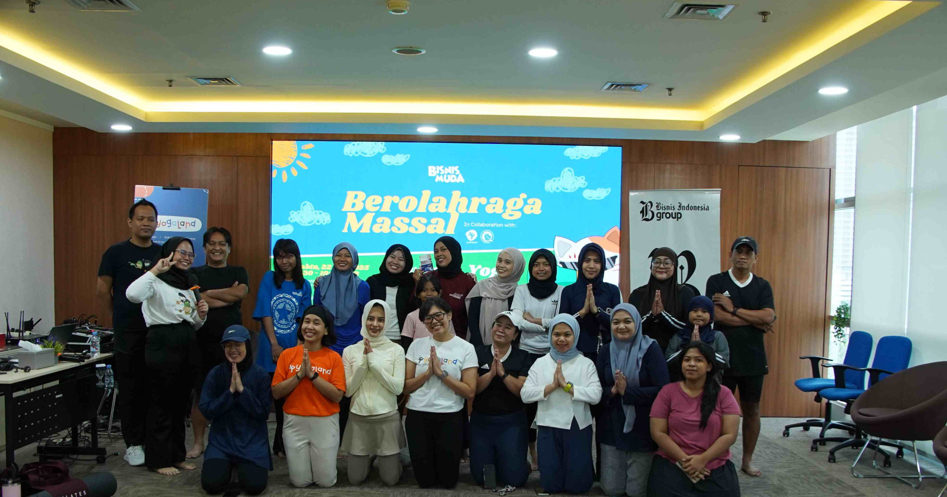 Kegiatan Berolahraga Massal Bisnis Muda Berkolaborasi dengan Yogaland & Quotidien Salad (Rangga/Bisnis Muda)