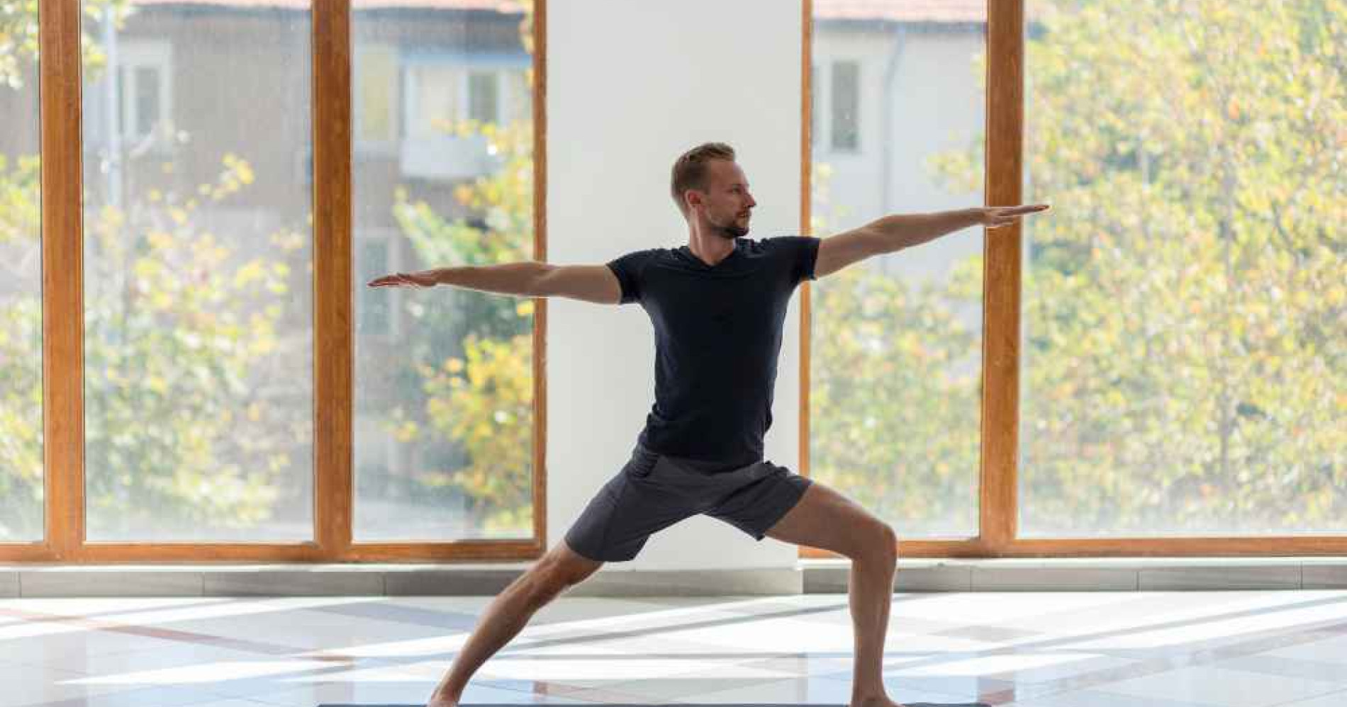 Ilustrasi orang sedang berolahraga (Foto Freepik.com)