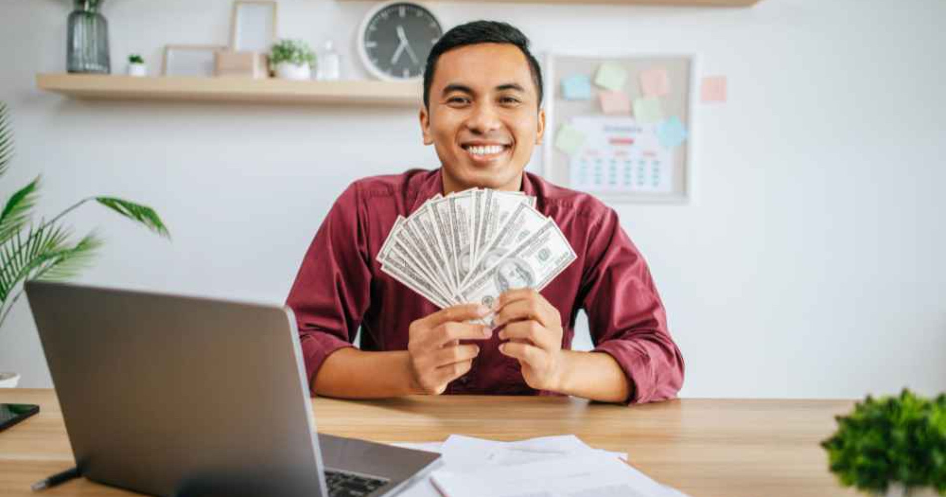 Ilustrasi mendapatkan redeem poin di Bisnis Muda (Foto Freepik.com)