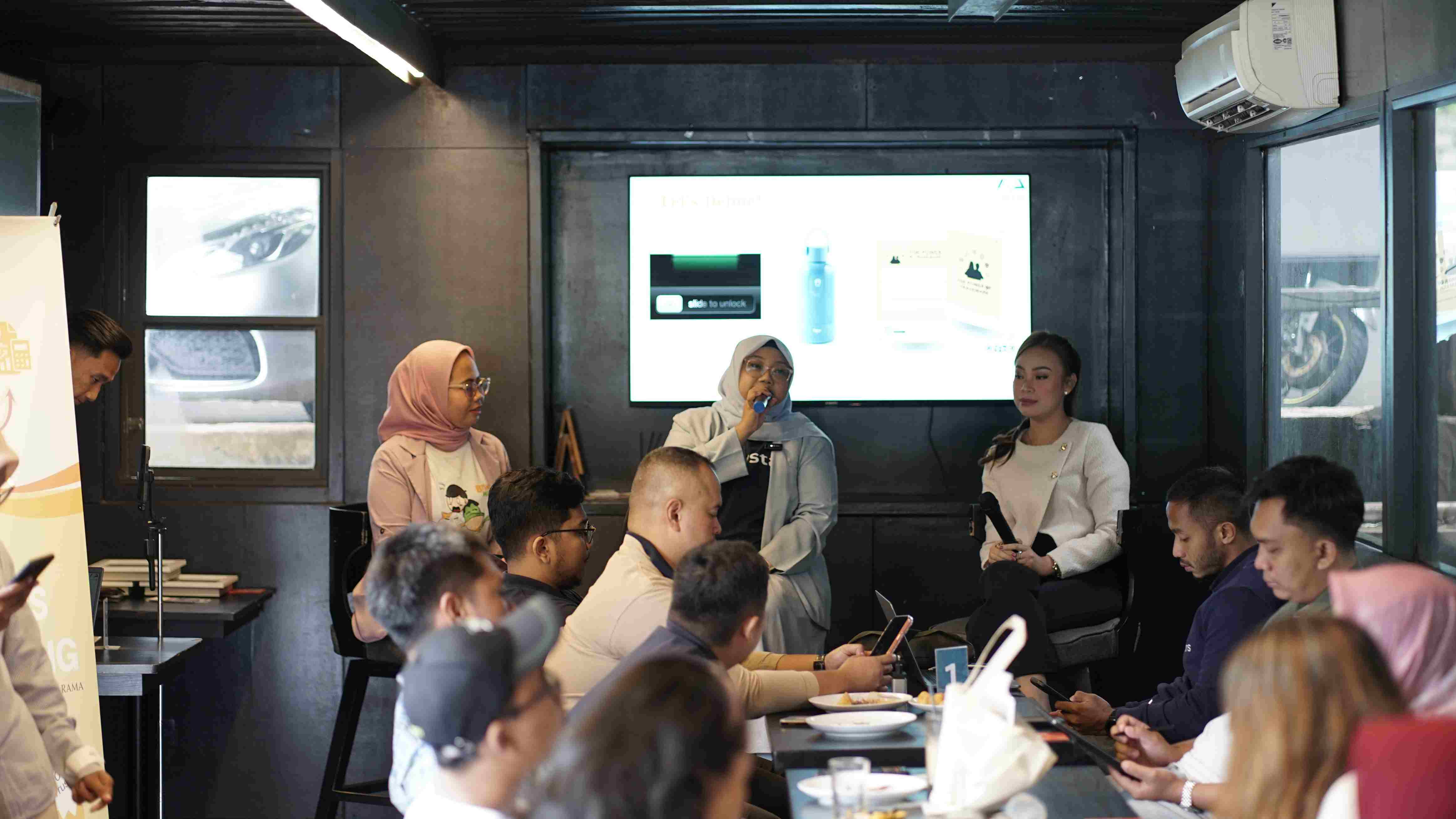 Youngpreneur Talk by Bisnis Muda