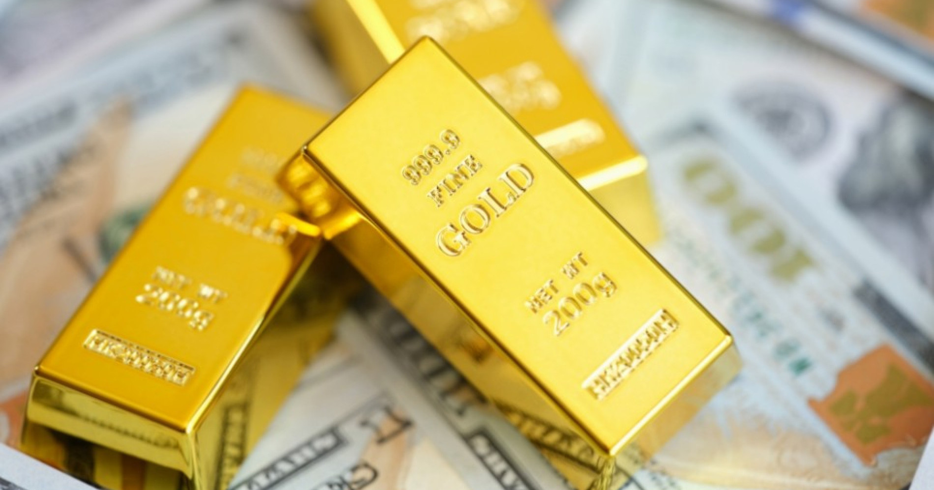 Simulasi Perhitungan Keuntungan Menabung Emas di Tengah Harga Emas Melambung karena Krisis Greenland. Sumber Gambar Adobe Express