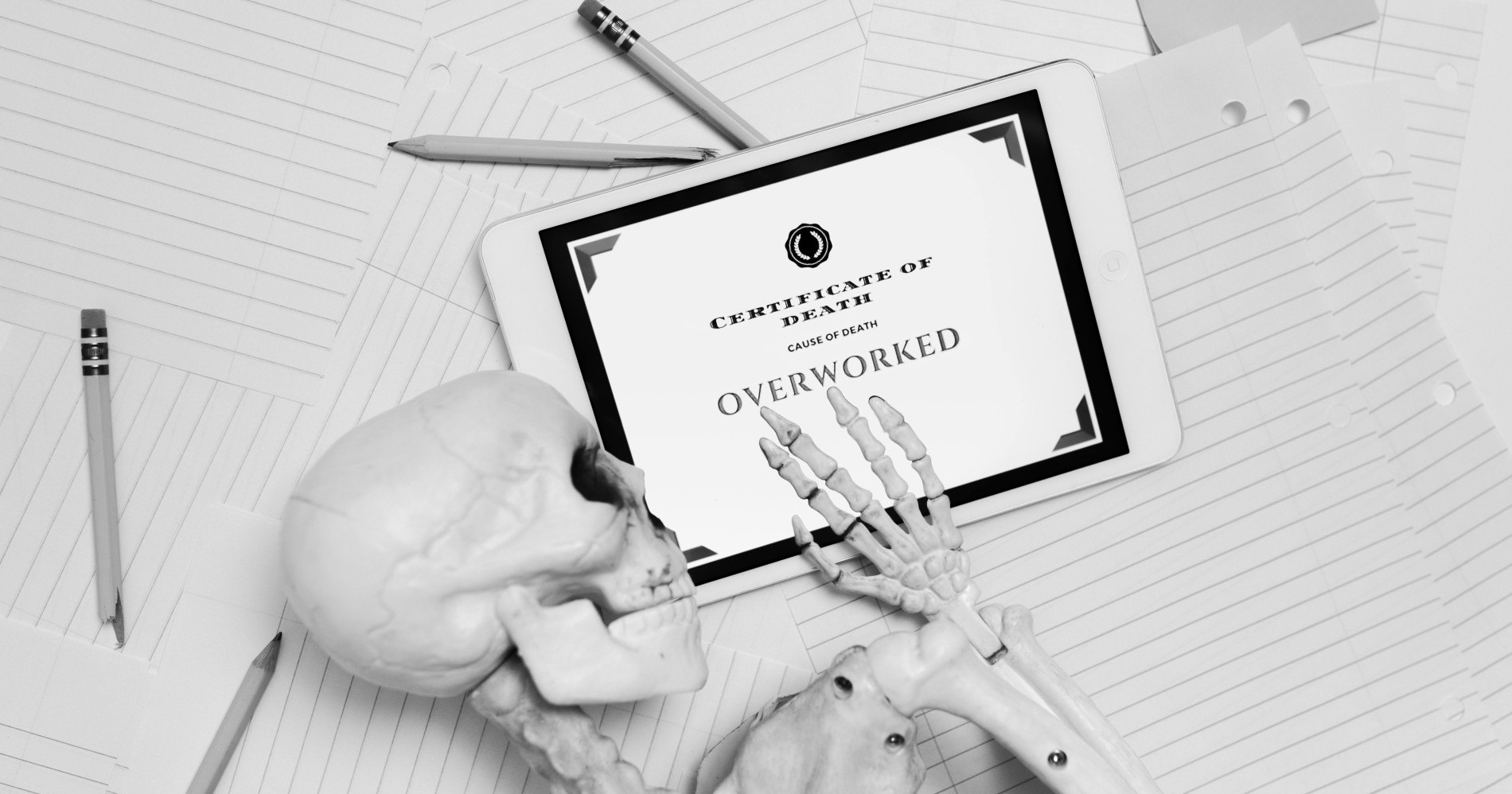 Ilustrasi orang sedang mengalami kelelahan bekerja (Sumber gambar: Pexels)