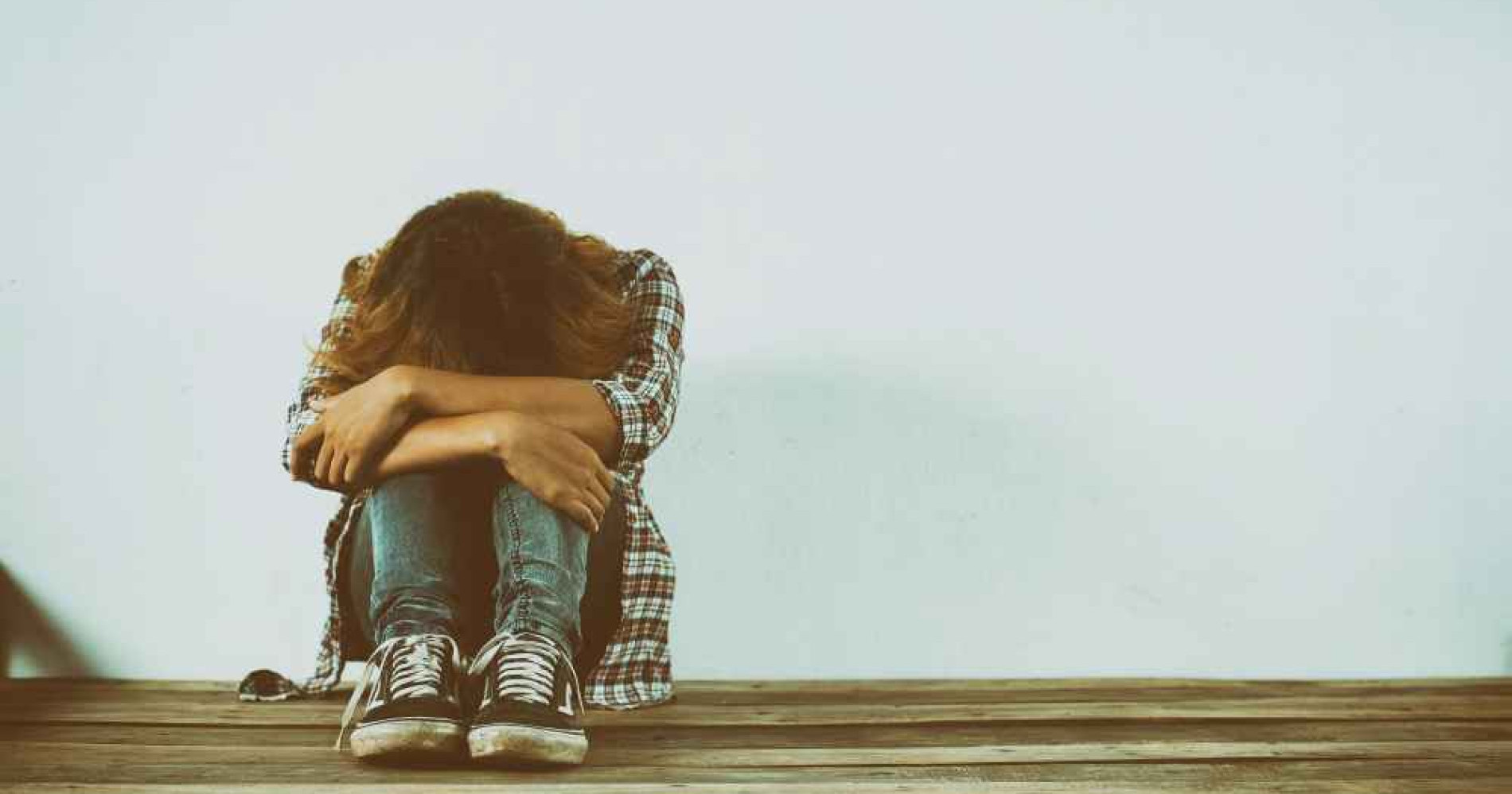 Ilustrasi anak mengalami tekanan sosial (Foto Freepik.com)