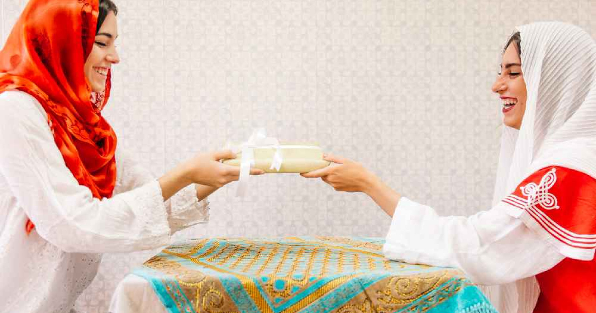 Ilustrasi sedang melakukan ngabuburit (Foto Freepik.com)