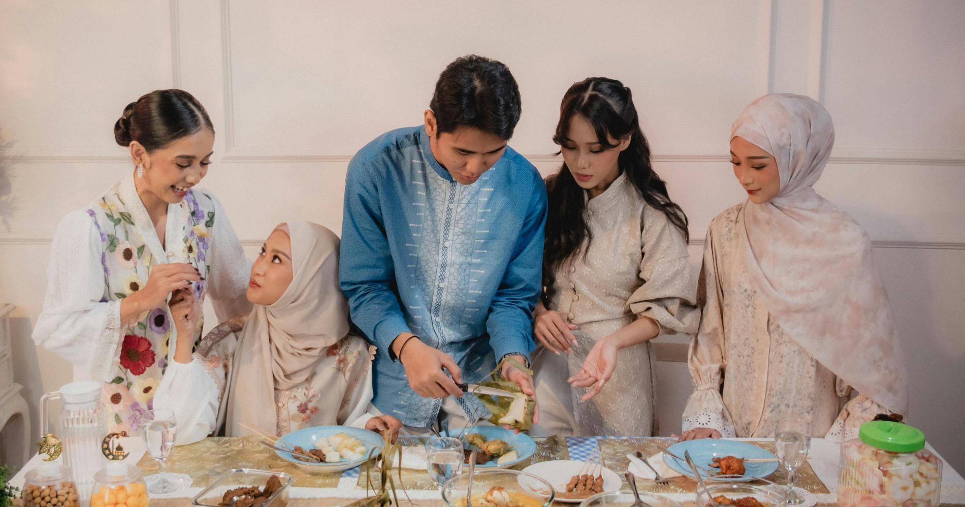 Buka puasa (sumber: pexels.com)