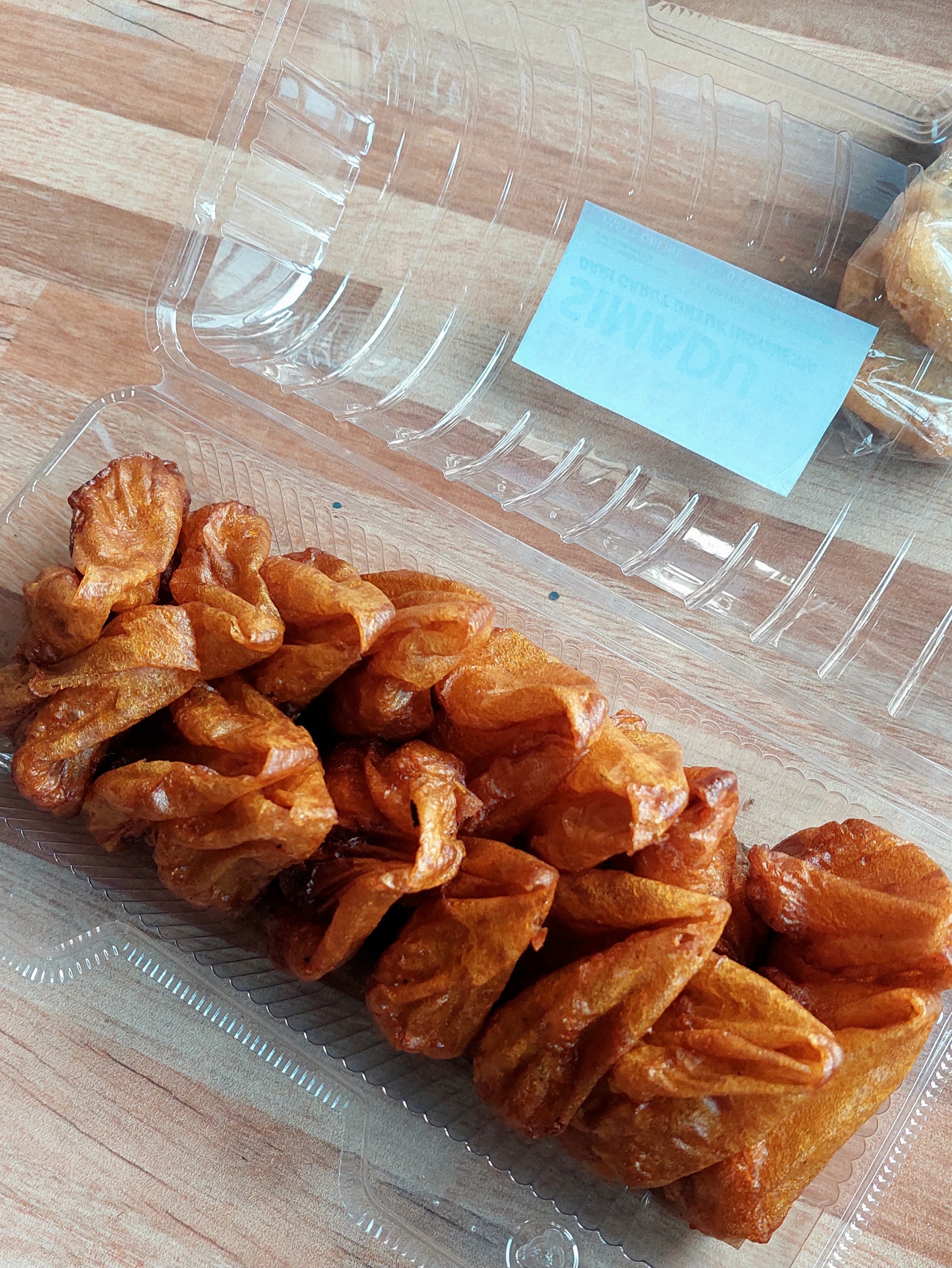 Tak hanya kaya rasa, burayot juga berlimpah kisah (Foto Pribadi)