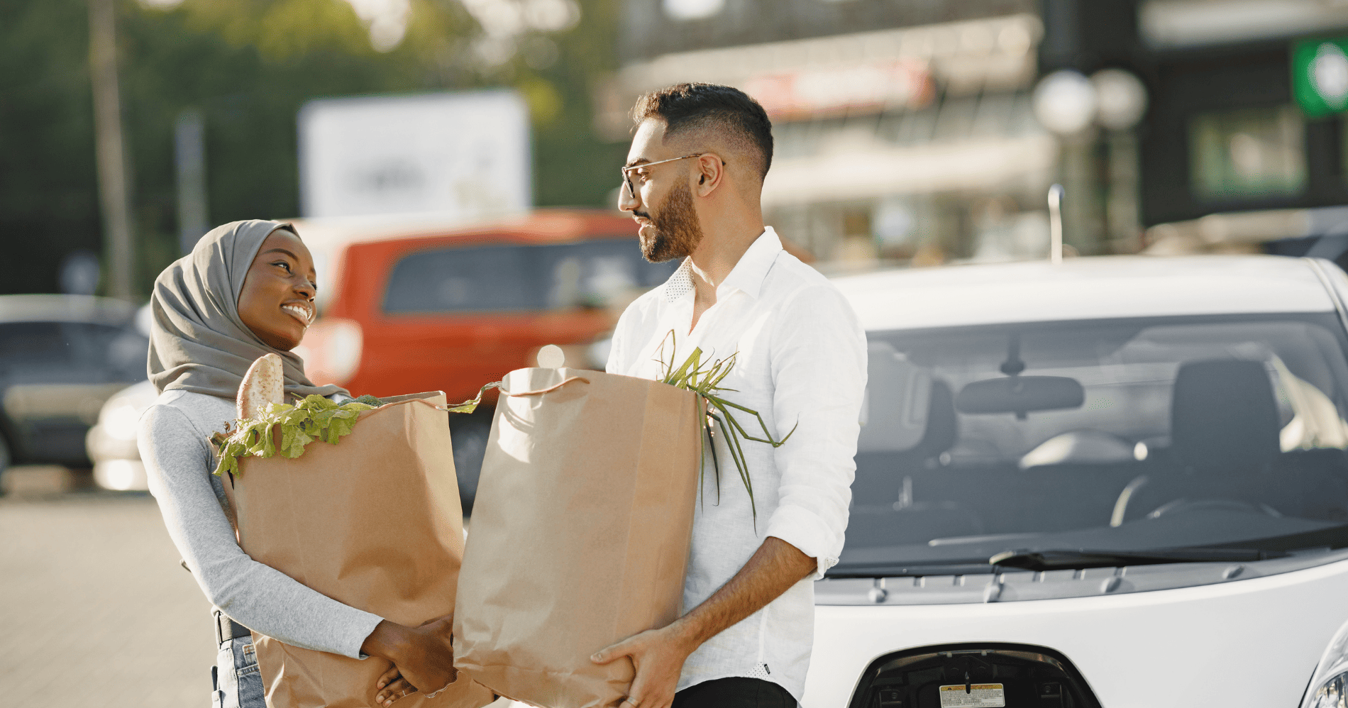 Ngabuburit selama Ramadan 2026 (Sumber: Freepik.com)