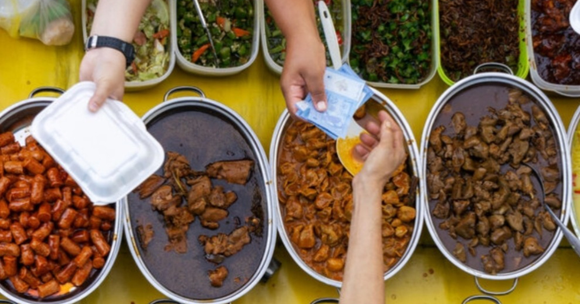 Jangan Sampai Rugi! Berikut 6 Strategi Bisnis Ramadhan Biar Laris Manis dan Makin Cuan. Sumber Gambar Adobe Express