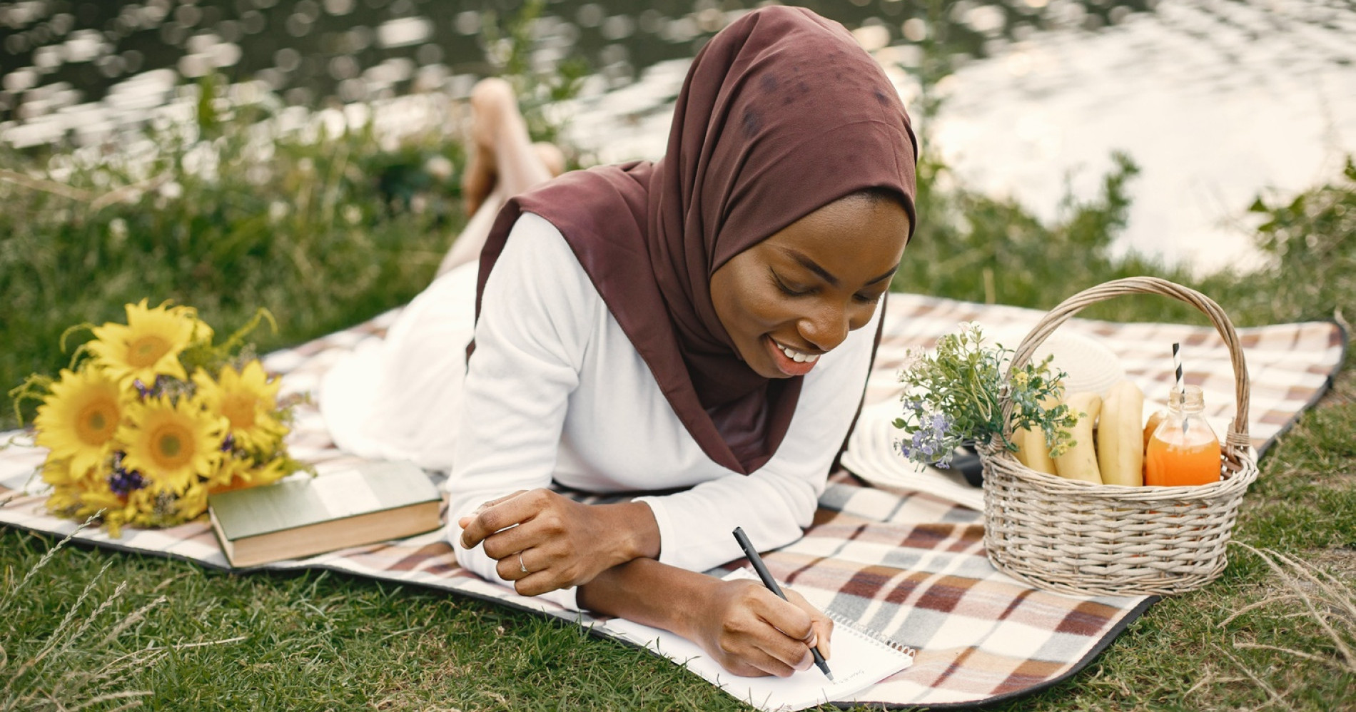 Journaling di Bulan Ramadan (Sumber: Freepik.com)